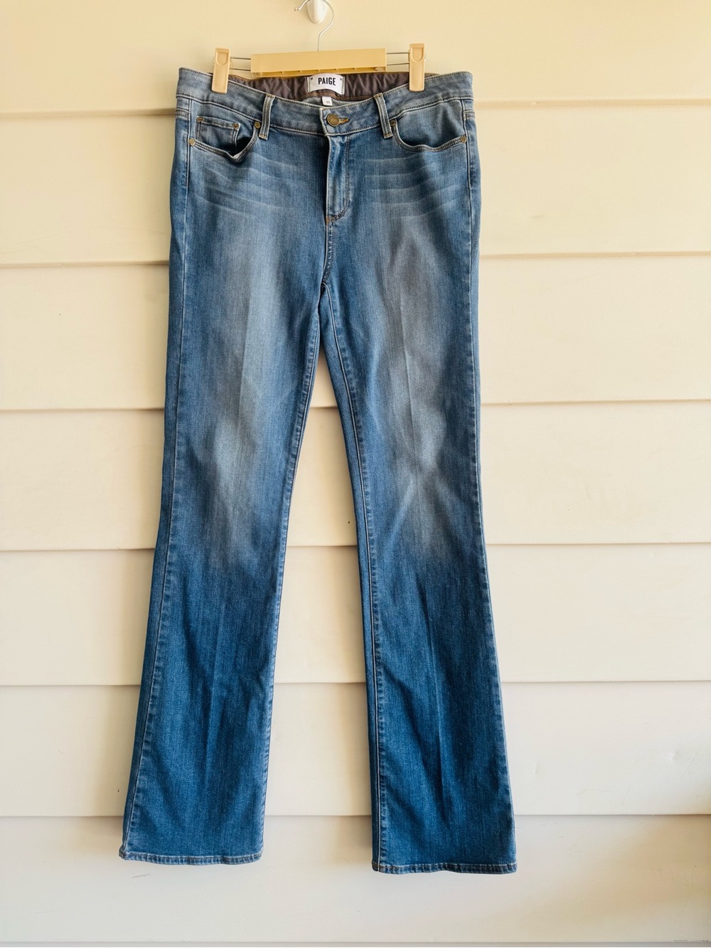 PAIGE Medium Blue Bootcut Jeans Sz 31L